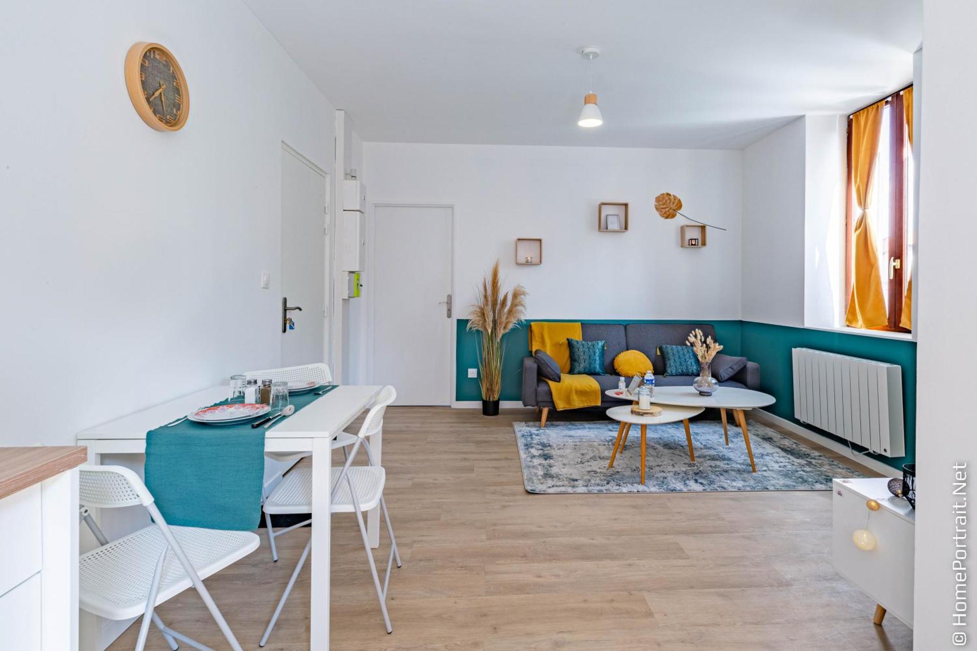 Appartement La Vie Est Belle à Oyonnax Extérieur photo