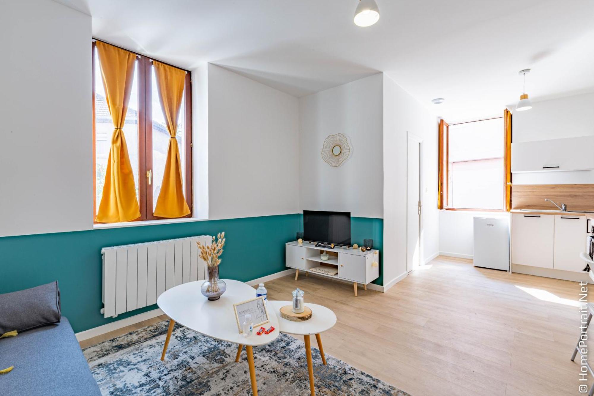 Appartement La Vie Est Belle à Oyonnax Extérieur photo