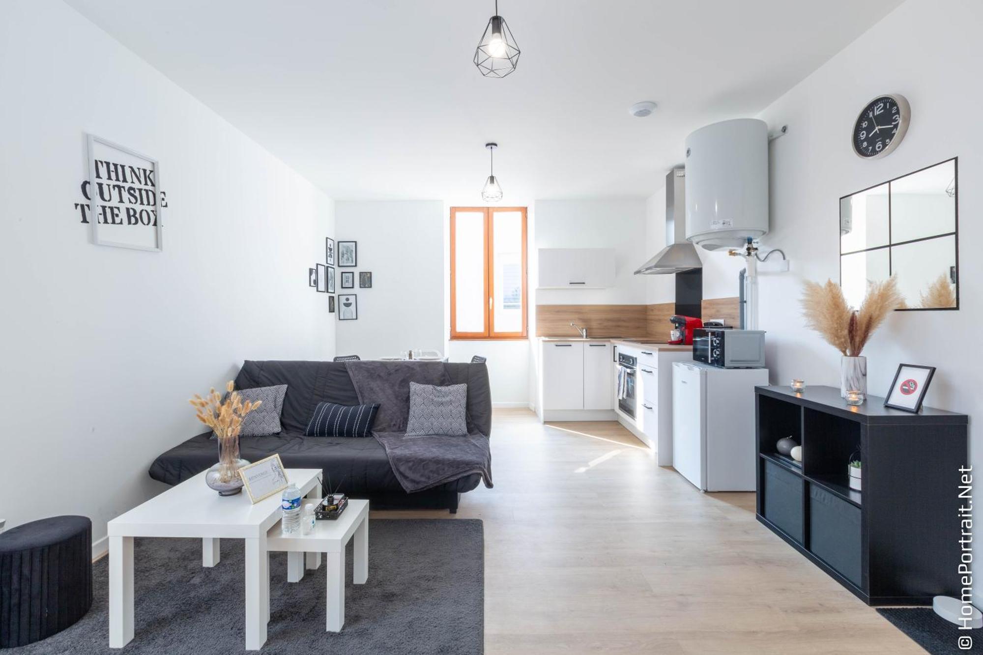 Appartement La Vie Est Belle à Oyonnax Extérieur photo